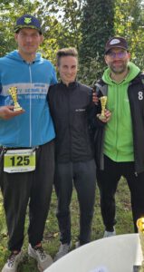 Sieger Siegerin 10 km 7. Hohenbuschei-Lauf Andre Kerschek und Jenny Schröder